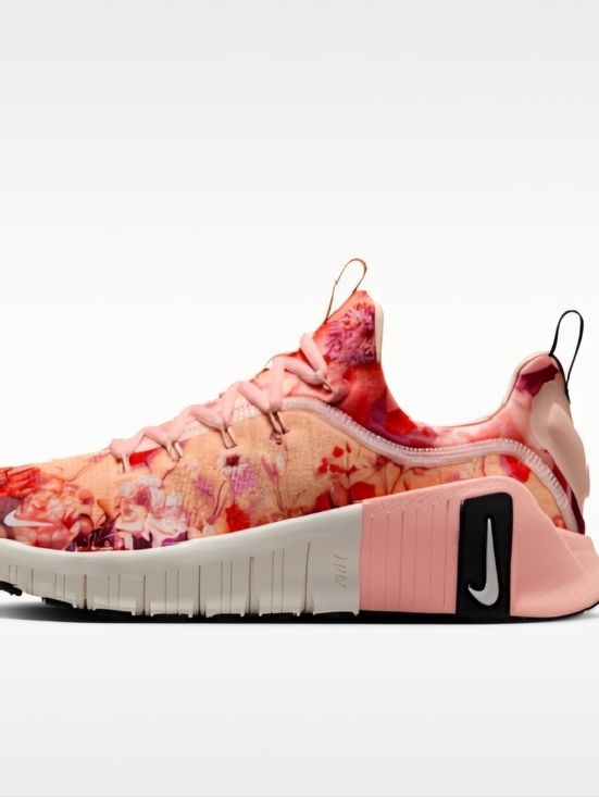 Nike Shoes - Nike Women's Floral Sneakers Metcon 6 AMP Womens 8.5